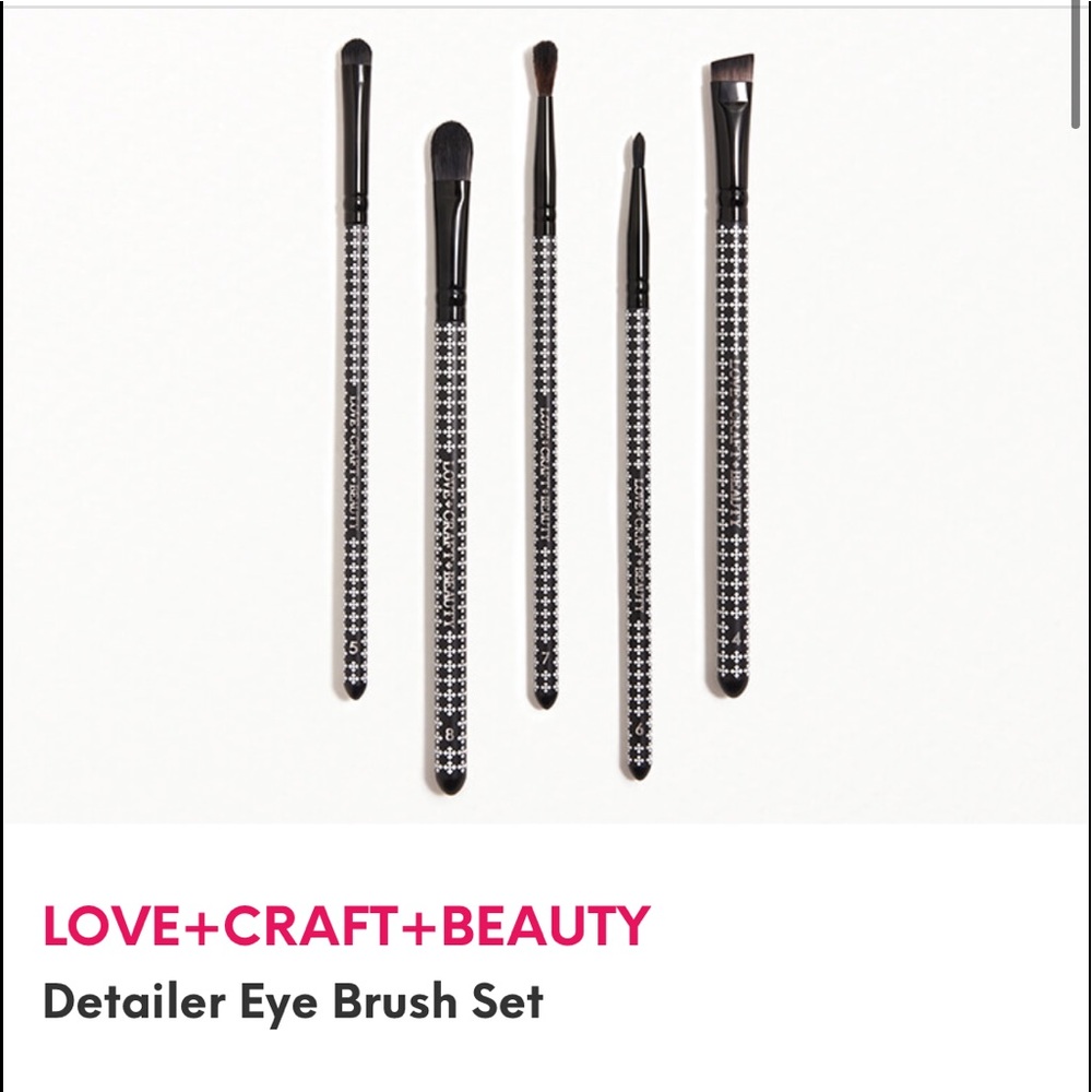 LOVE+CRAFT+BEAUTY
Detailer Eye Brush Set of 5